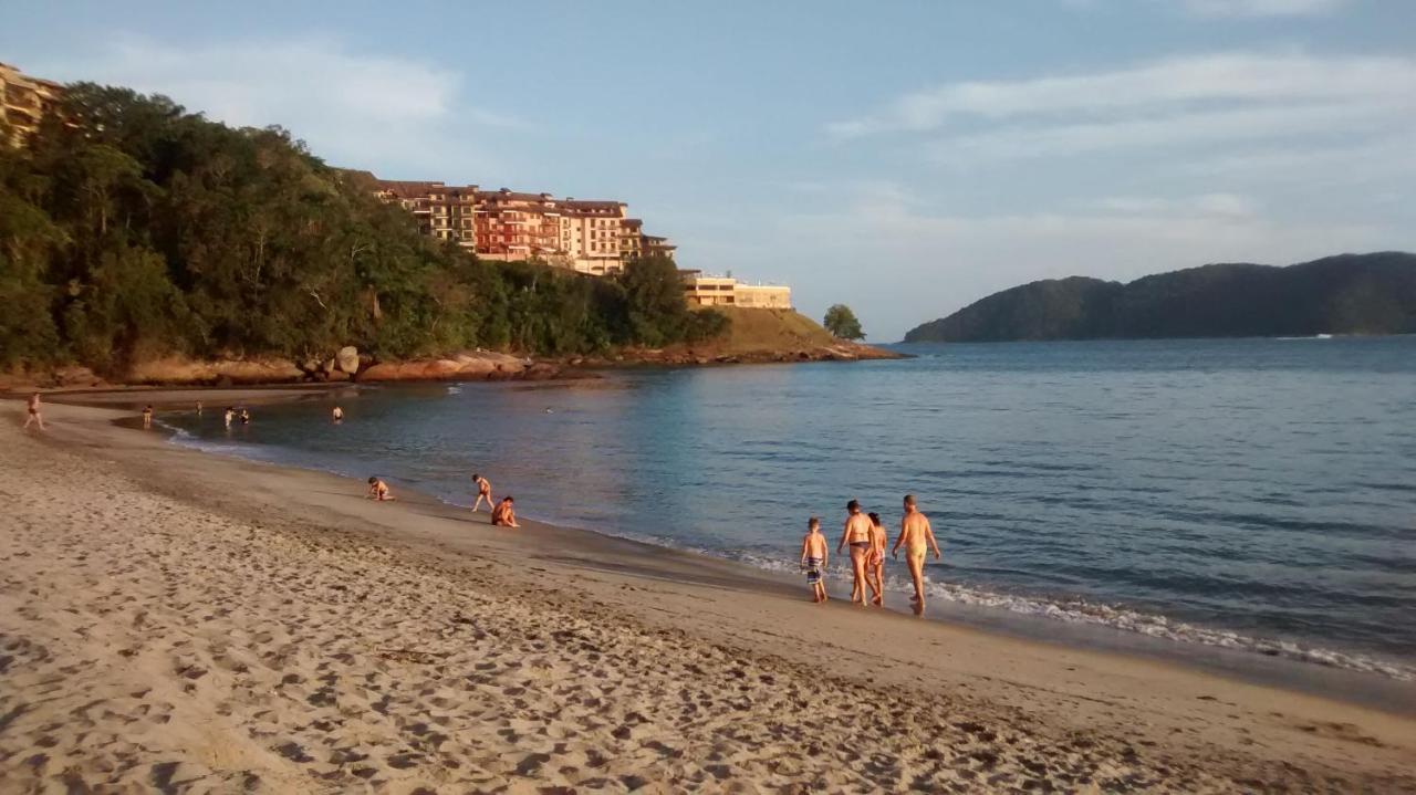 Chale No Condominio Verde Mar Na Praia Da Cocanha Caraguatatuba Buitenkant foto
