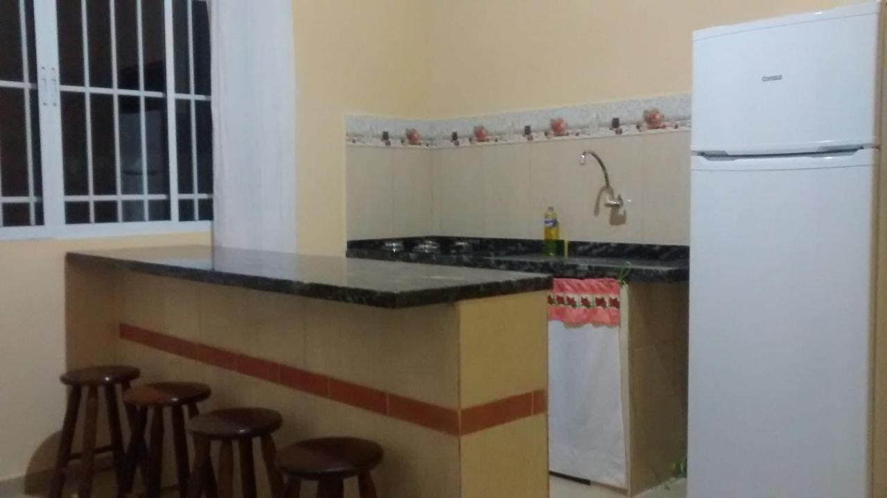 Chale No Condominio Verde Mar Na Praia Da Cocanha Caraguatatuba Buitenkant foto